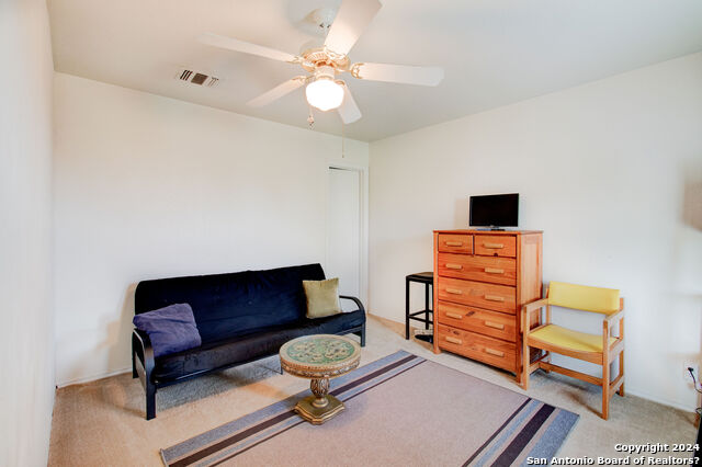 Image 18 of 21 For 7411 Copper Cove
