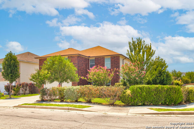 Image 3 of 21 For 7411 Copper Cove