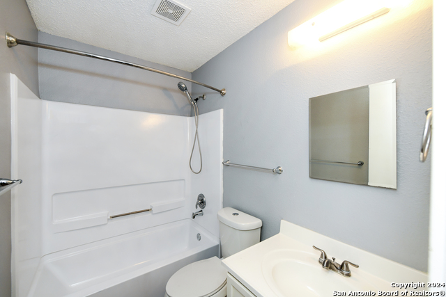 Image 20 of 34 For 7915 Bowens Crossing