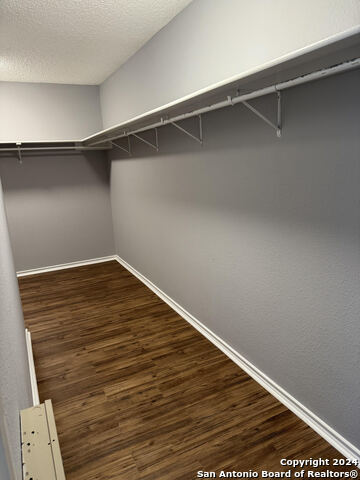 Image 24 of 34 For 7915 Bowens Crossing