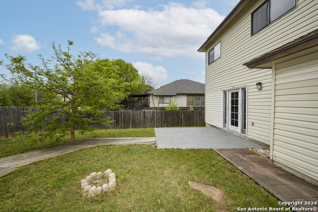 Image 29 of 34 For 7915 Bowens Crossing