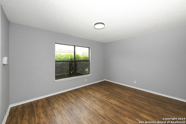 Image 5 of 34 For 7915 Bowens Crossing