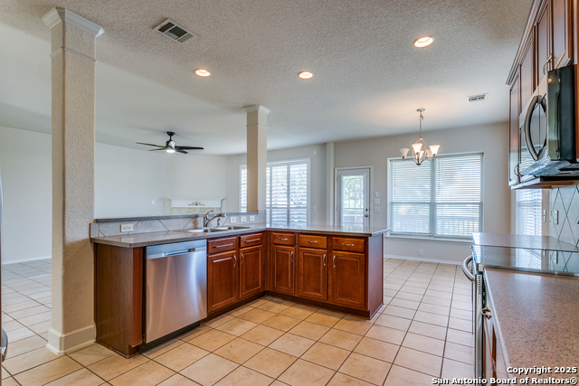 Image 10 of 25 For 22031 Dolomite Dr