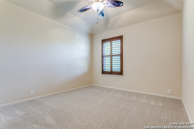 Image 17 of 25 For 22031 Dolomite Dr