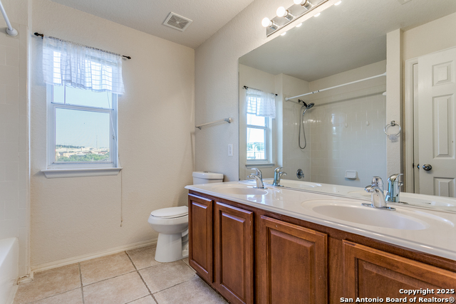 Image 19 of 25 For 22031 Dolomite Dr