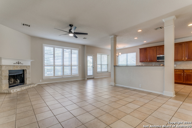 Image 7 of 25 For 22031 Dolomite Dr
