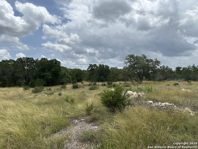 Image 11 of 19 For 571 Rayner Ranch