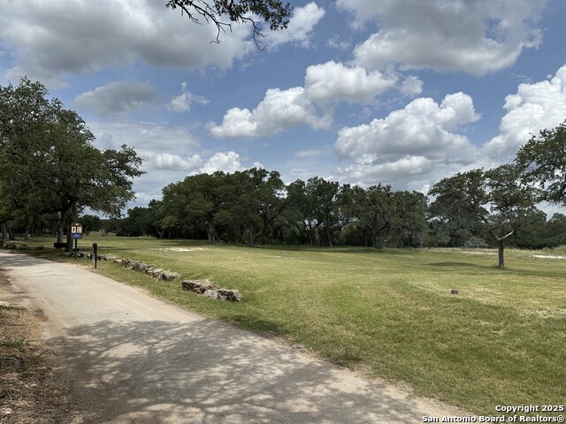 Image 13 of 19 For 571 Rayner Ranch