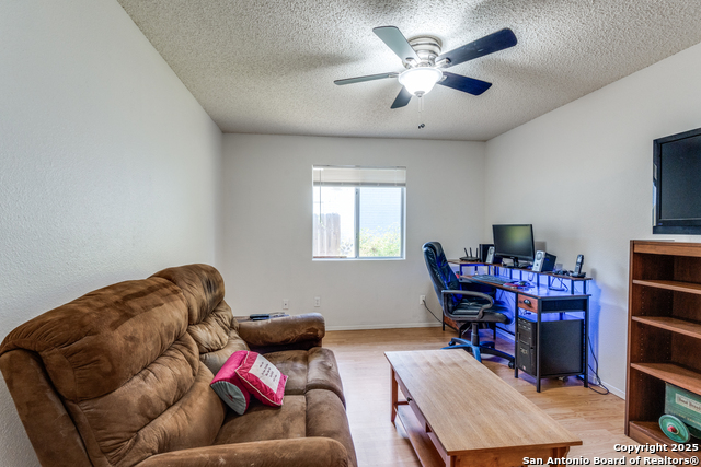 Listing photo id 16 for 7804 Vail Valley