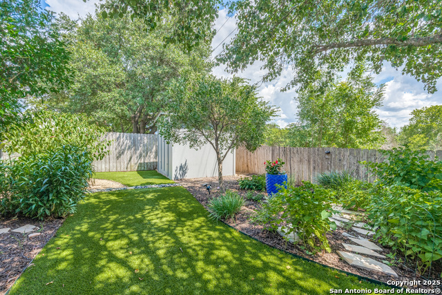 Listing photo id 22 for 7804 Vail Valley