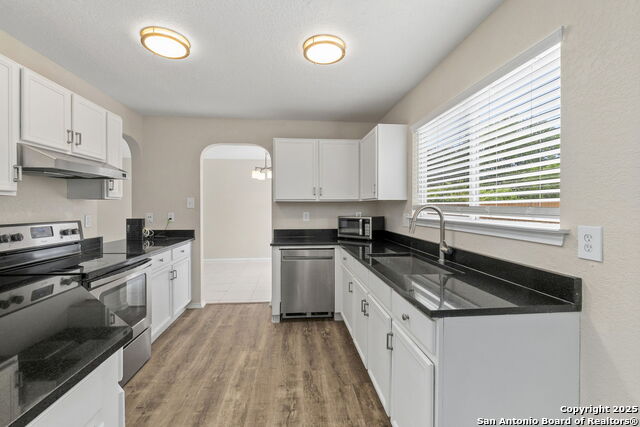 Image 13 of 29 For 11219 Bushwack