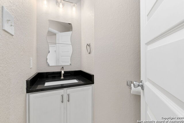 Image 15 of 29 For 11219 Bushwack