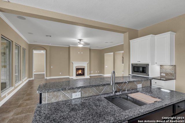 Listing photo id 11 for 2194 Ranch Loop