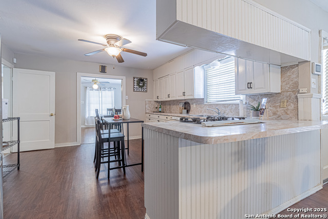 Image 15 of 43 For 759 Pyron Ave W