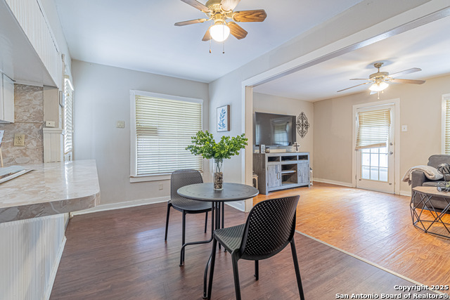 Image 19 of 43 For 759 Pyron Ave W