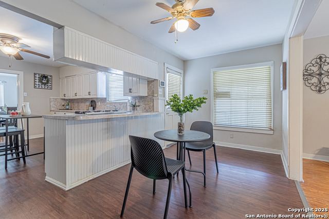Image 20 of 43 For 759 Pyron Ave W