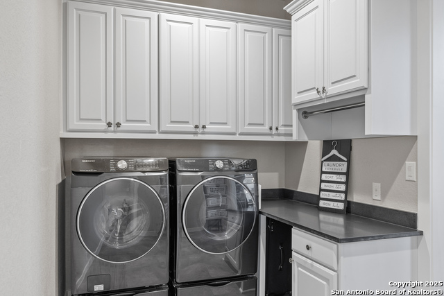 Listing photo id 22 for 1013 Comanche Hills