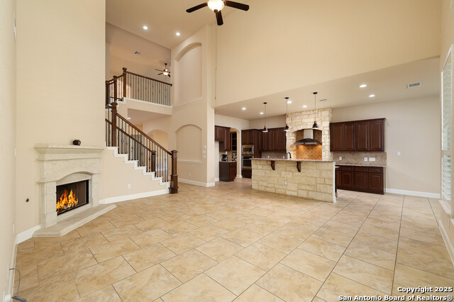 Listing photo id 9 for 9610 Ninas Ct