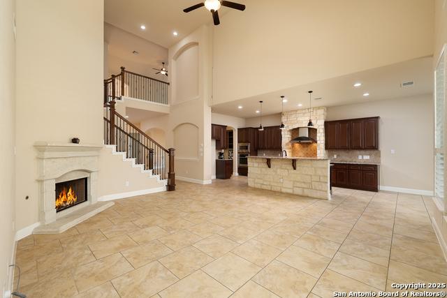 Listing photo id 12 for 9610 Ninas Ct