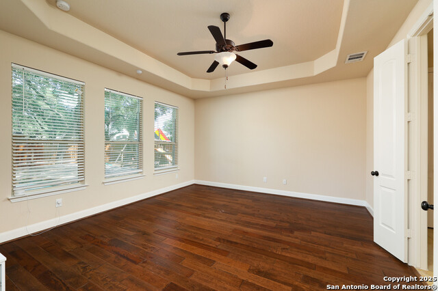 Listing photo id 17 for 9610 Ninas Ct