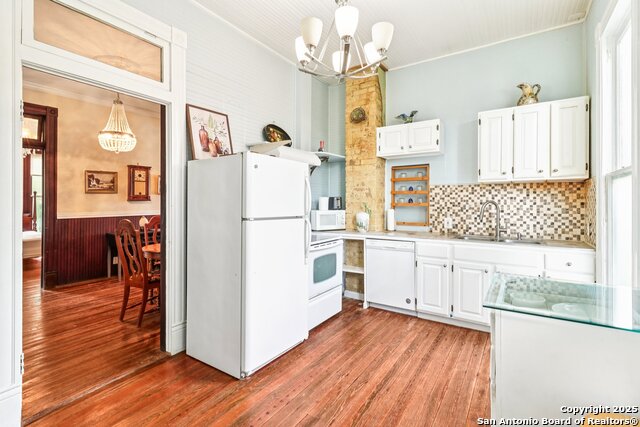 Listing photo id 13 for 109 Paso Hondo