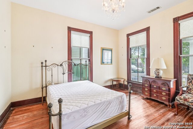 Listing photo id 21 for 109 Paso Hondo