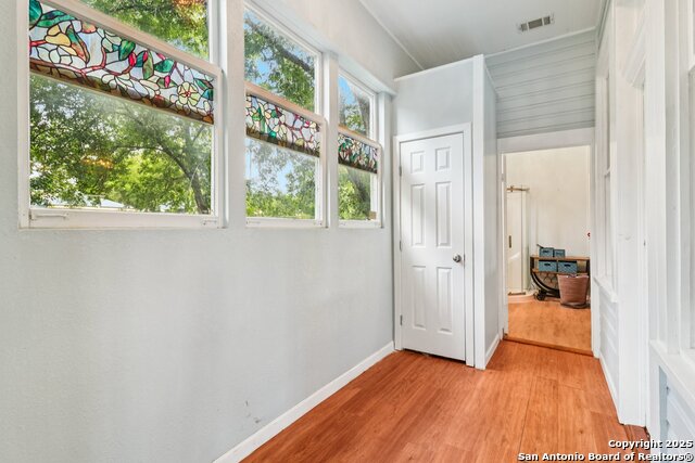 Listing photo id 30 for 109 Paso Hondo