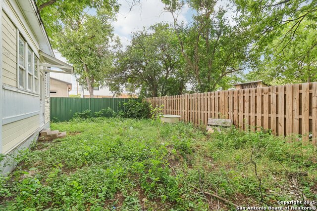 Listing photo id 34 for 109 Paso Hondo