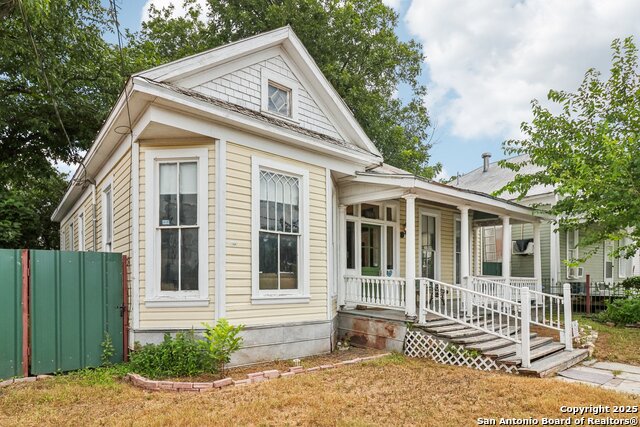 Listing photo id 4 for 109 Paso Hondo