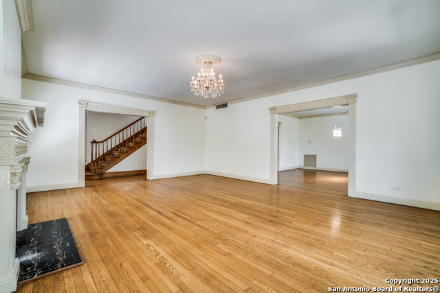 Image 4 of 12 For 235 Huisache E 1101