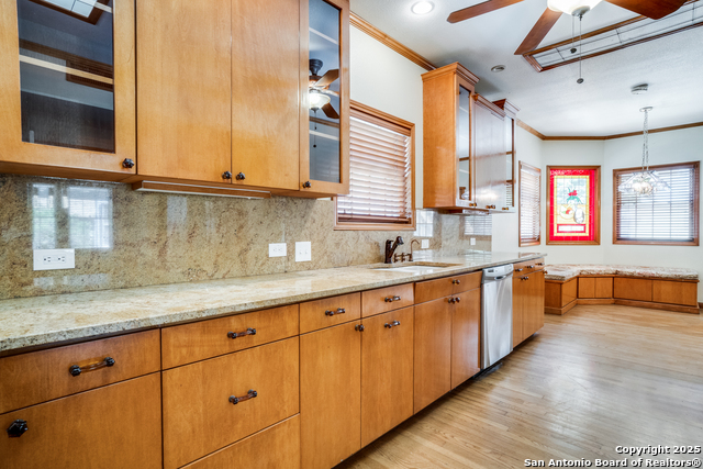 Image 7 of 12 For 235 Huisache E 1101