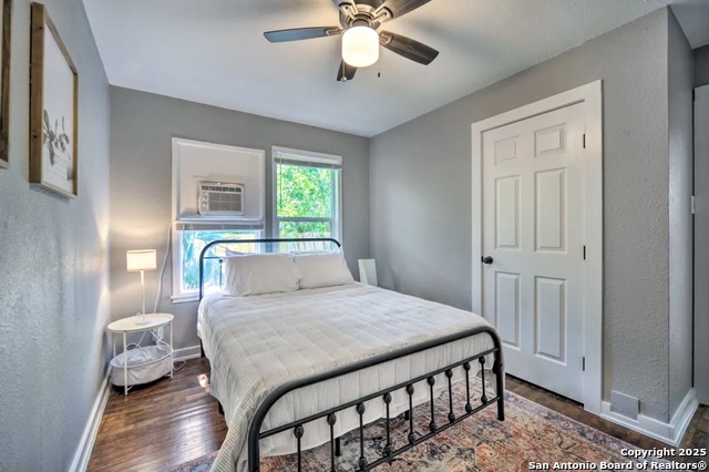 Listing photo id 7 for 1026 Haynes  