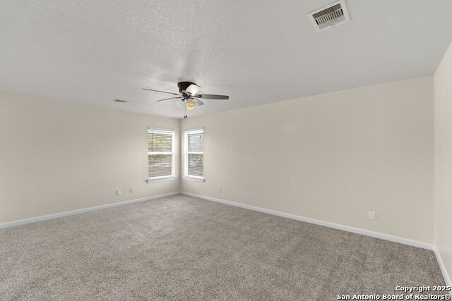 Image 26 of 33 For 213 Springtree Parkway