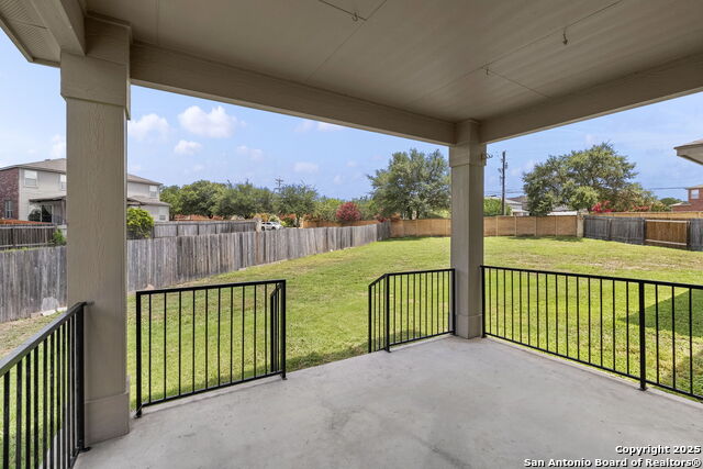 Image 31 of 33 For 213 Springtree Parkway