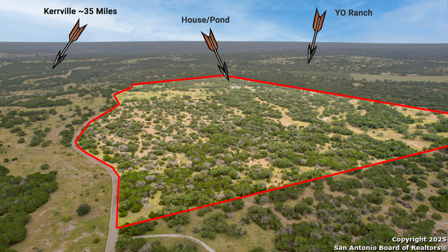 Details for 1305 Camino Real, Junction, TX 76849