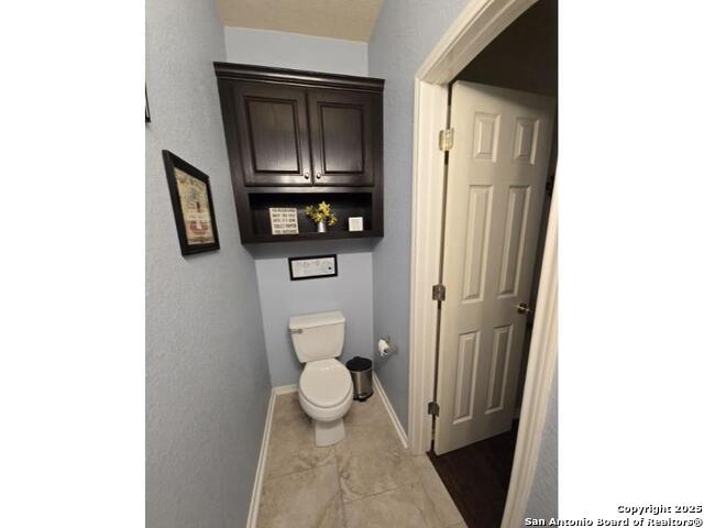 Image 10 of 34 For 853 San Fernando Ln