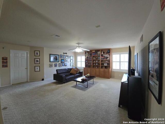 Image 20 of 34 For 853 San Fernando Ln