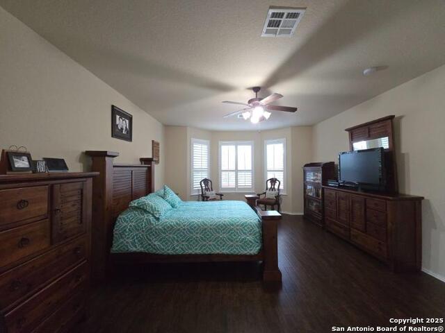 Image 22 of 34 For 853 San Fernando Ln