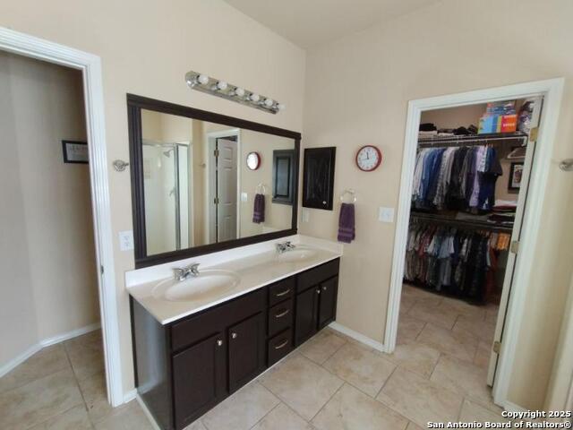 Image 26 of 34 For 853 San Fernando Ln