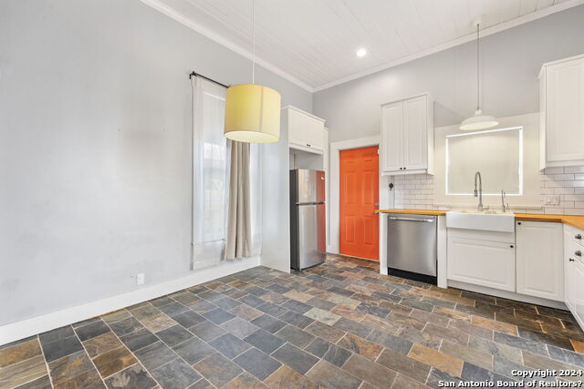 Image 11 of 22 For 101 Alder  