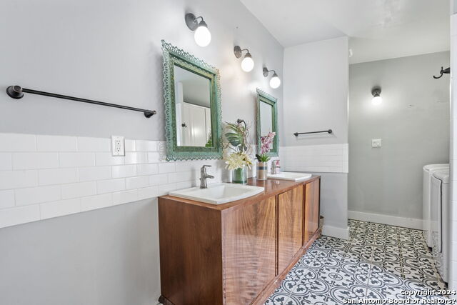 Image 15 of 22 For 101 Alder  