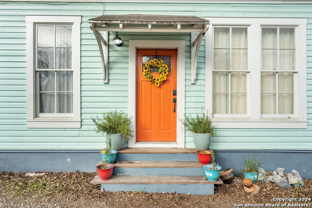 Image 4 of 22 For 101 Alder  