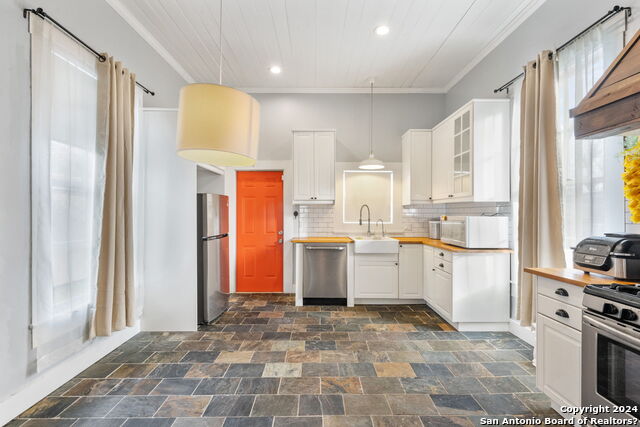 Image 8 of 22 For 101 Alder  