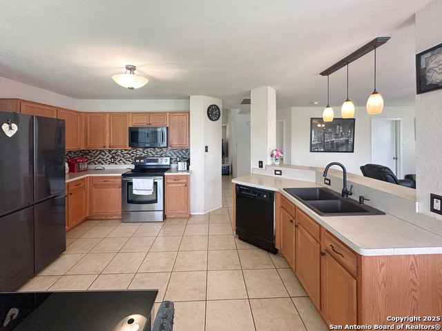 Image 9 of 22 For 1706 Guilford