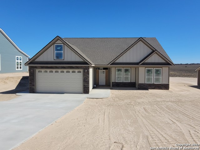 Details for 188 Turnberry Dr, La Vernia, TX 78121