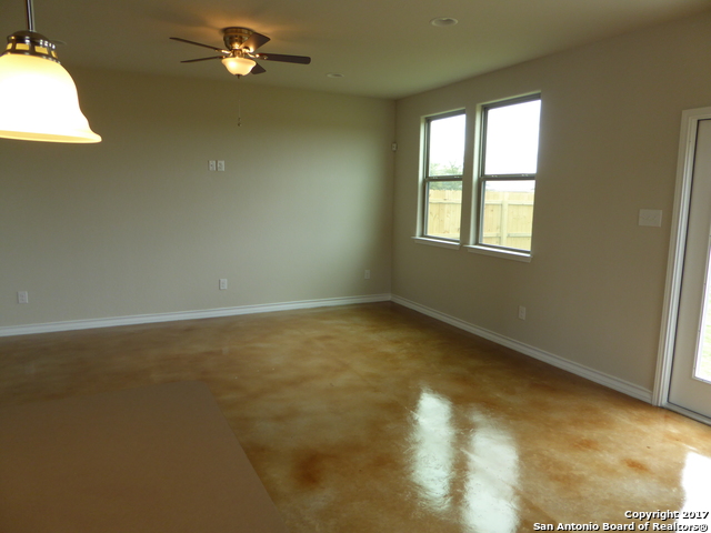 Image 6 of 23 For 9626 Autumn Pl