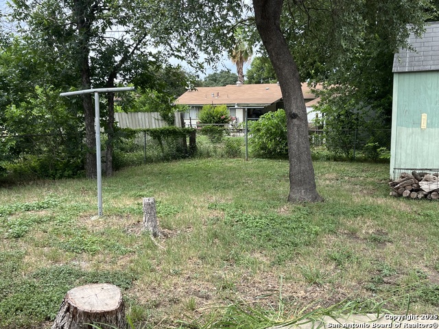 Image 13 of 16 For 103 Elkins  