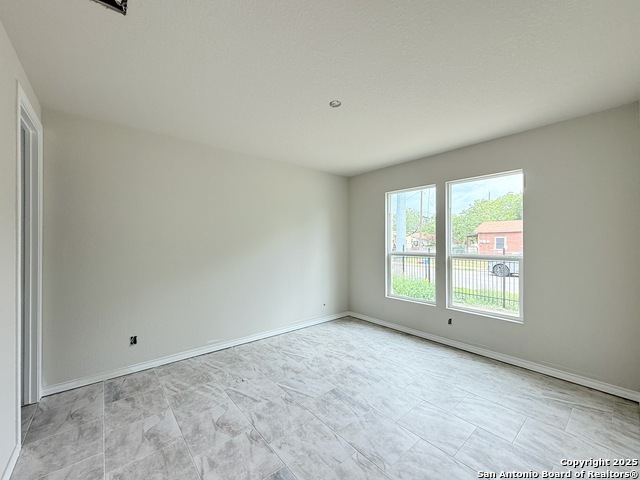 Image 15 of 22 For 2412 Ceralvo St