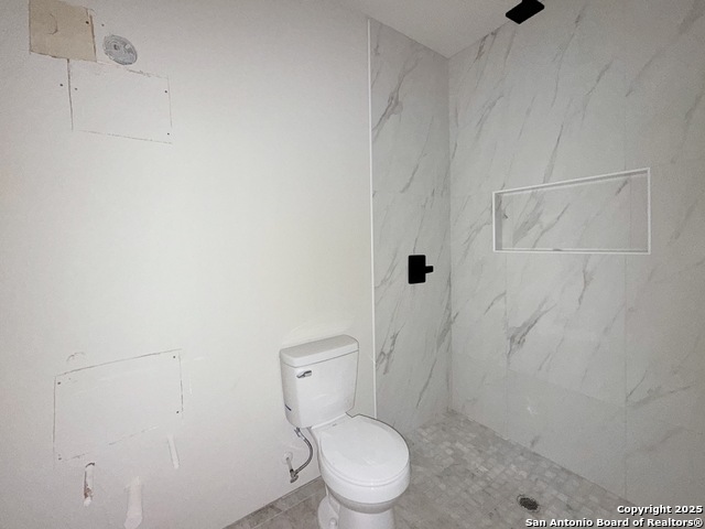 Image 20 of 22 For 2412 Ceralvo St