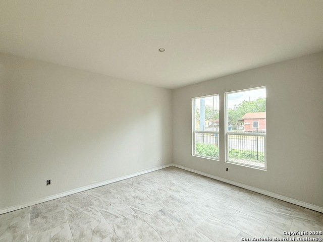 Image 8 of 22 For 2412 Ceralvo St